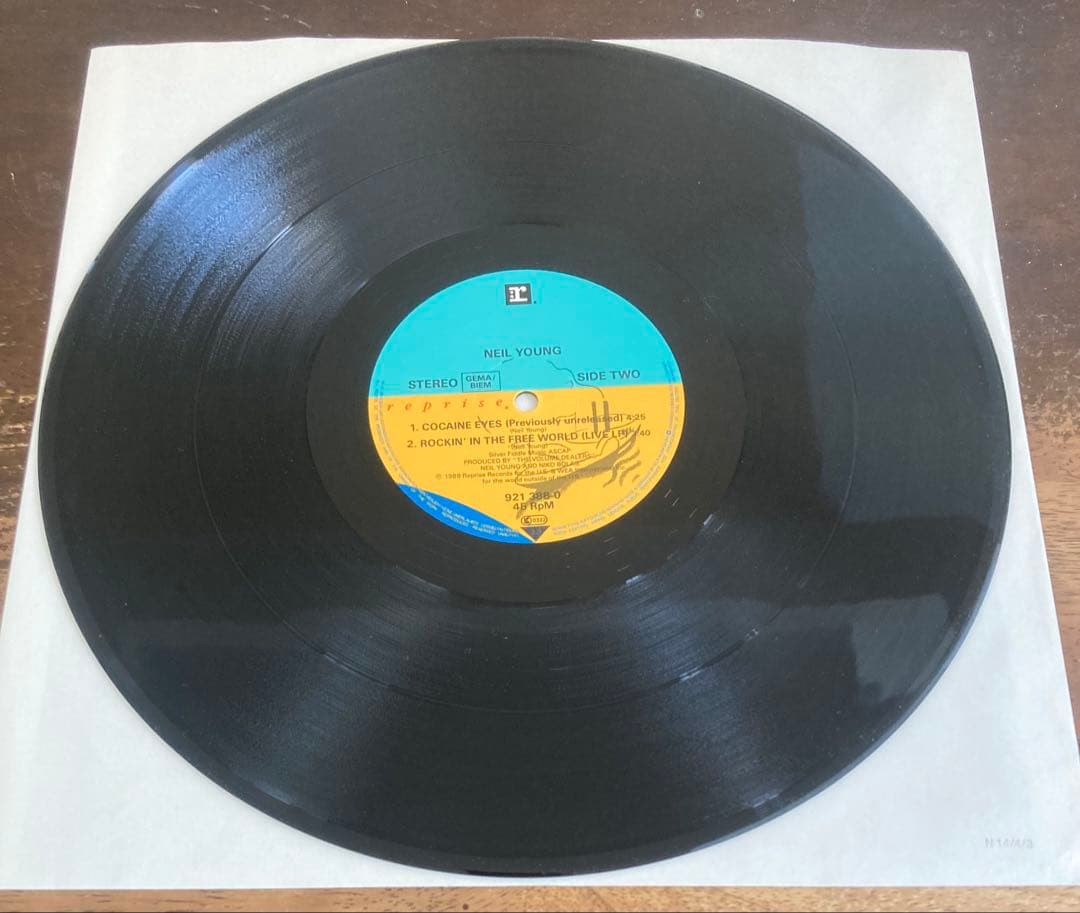■最高音質12インチ■NEIL YOUNG / ニールヤング ■Rockin’