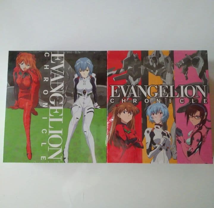 新訂版エヴァンゲリオンクロニクル50冊　バインダー　まとめ売り　説明必読