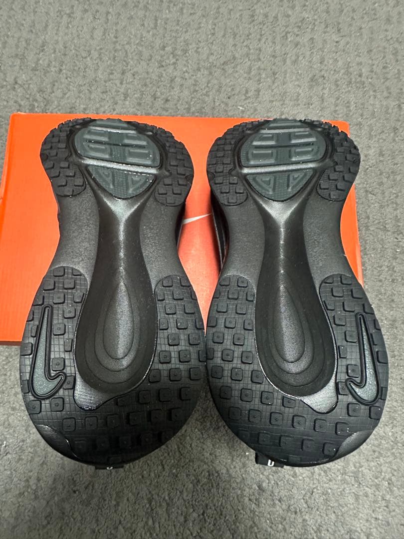 NIKE AIR ZOOM VOMERO 18 ブラック 28cm