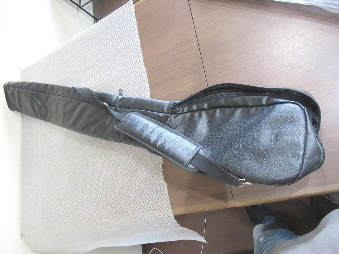 極美品☆ダンスウィズ ドラゴン パイソン柄クラブケース