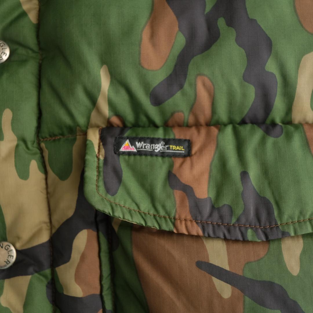 ジャケット・アウター Wrangler 90's Camo Pattern Down Vest L.