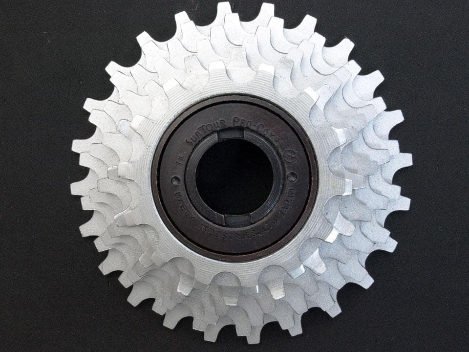 モールモグ様リクエスト：Suntour Pro-Compe ボスフリー6段 新品