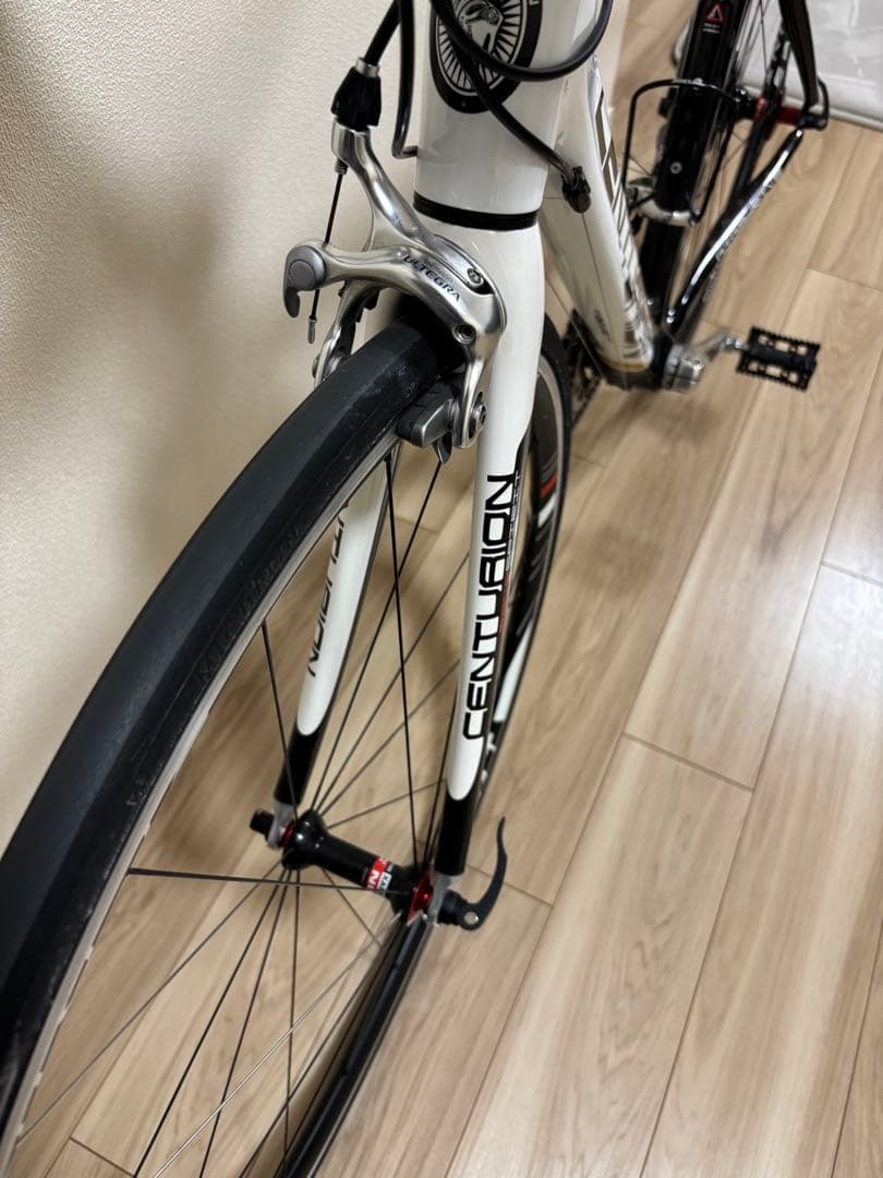 軽量　フルカーボン　フラットバーロードバイク