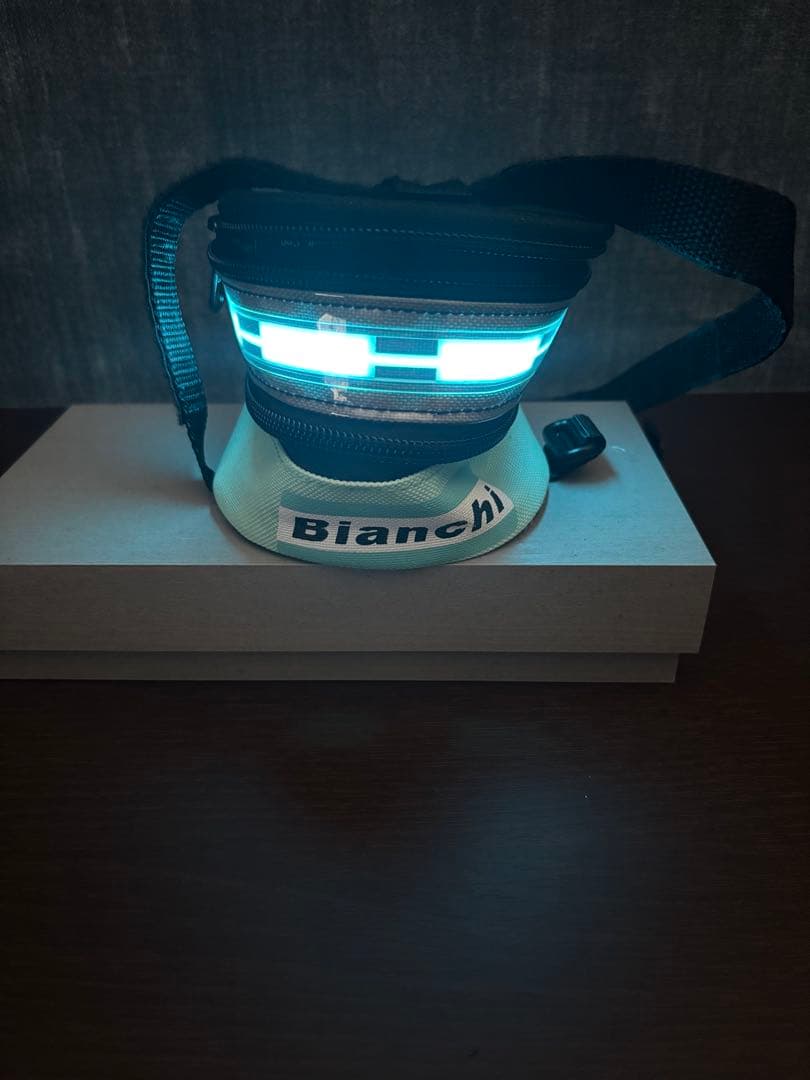 Bianchi ビアンキ　 サドルバッグ　LED チェレステ　ELライト