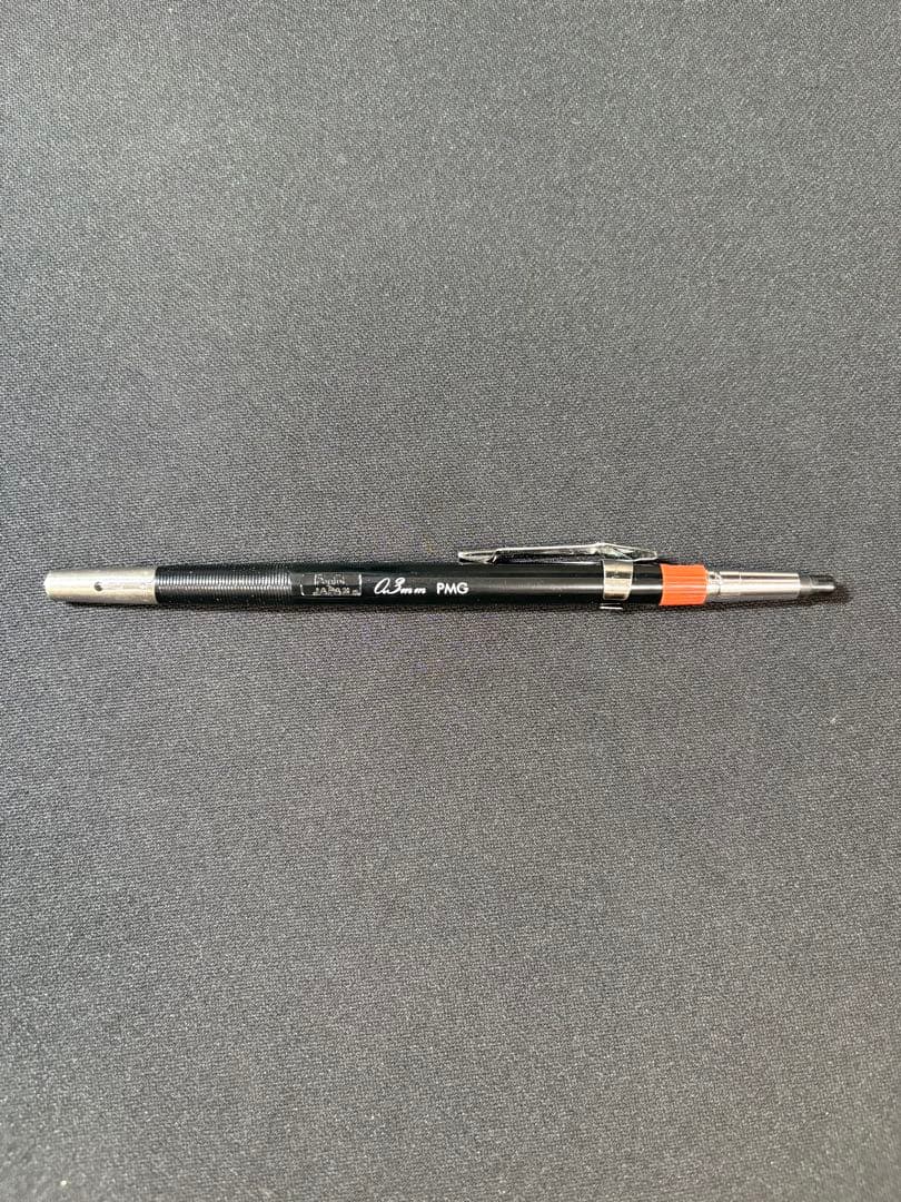 ぺんてるPMG キャップ付き