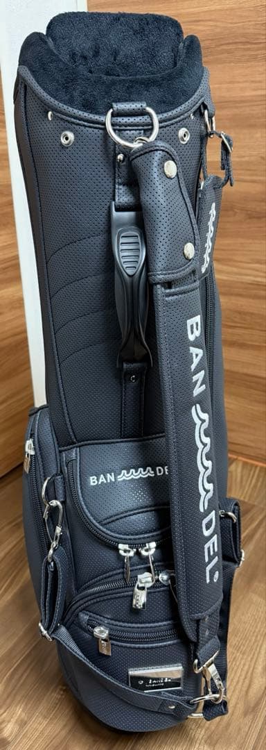 ムータマリンxバンデル 限定コラボ ゴルフバッグ ヘッドカバーセット