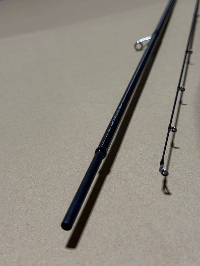 がまかつ　LUXXE 寧音　B77H-solid