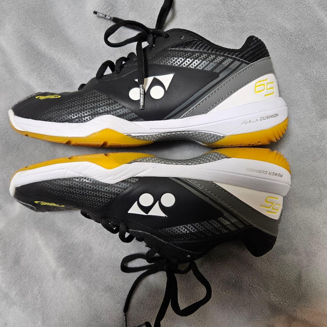 ヨネックス YONEX バドミントンシューズ　パワークッション 24.5