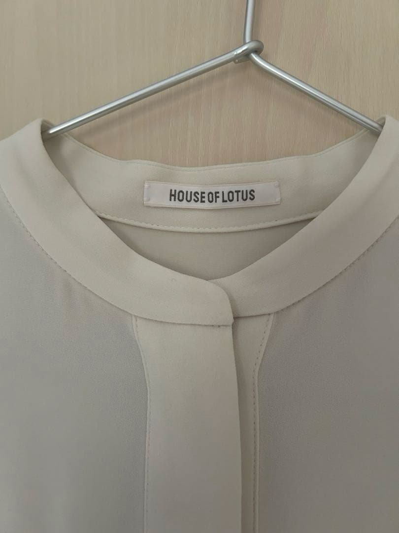 HOUSE OF LOTUS エクリュワンピース 長袖