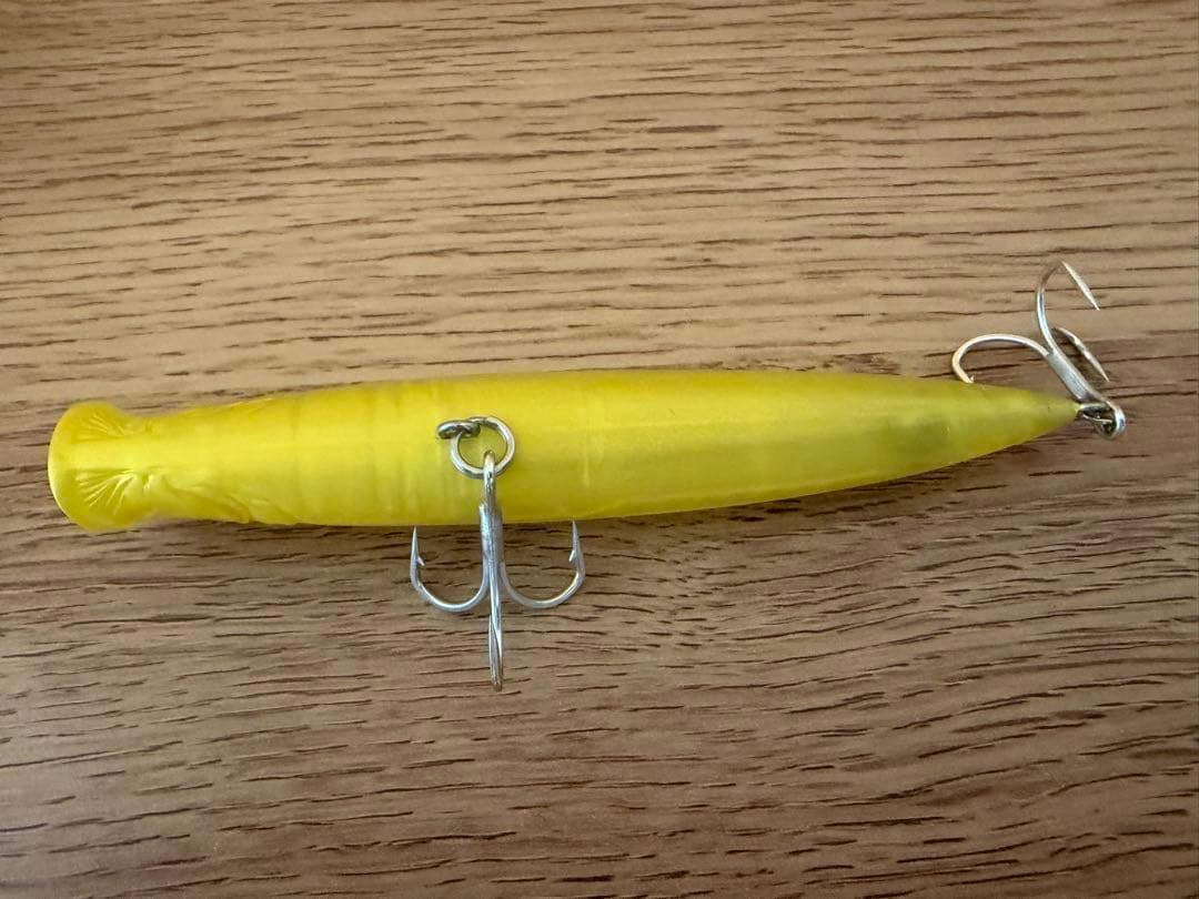 アダスタ　ゼルファス133F ミノー　2個