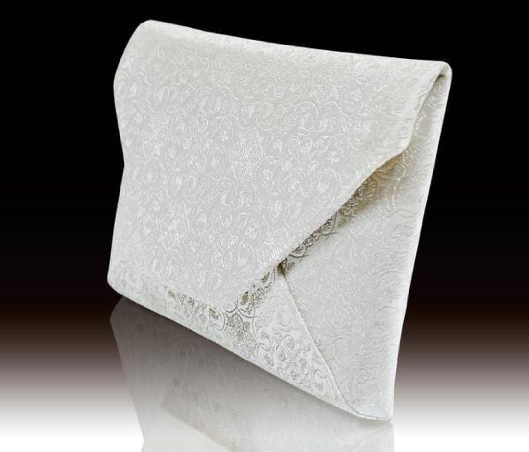 京都発　錦匠　龍村織物　/　数奇屋袋　葡萄唐草文錦（銀） ⭐️【日本製】【新品】⭐️