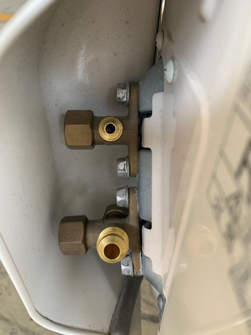 TOSHIBA エアコン室外機セットRAS-J221ARY (W) 2022年製