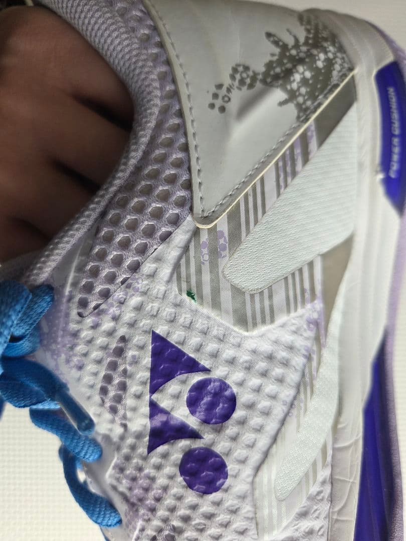 YONEX バドミントンシューズ 　エクリプションZ 　ラベンダー25.5