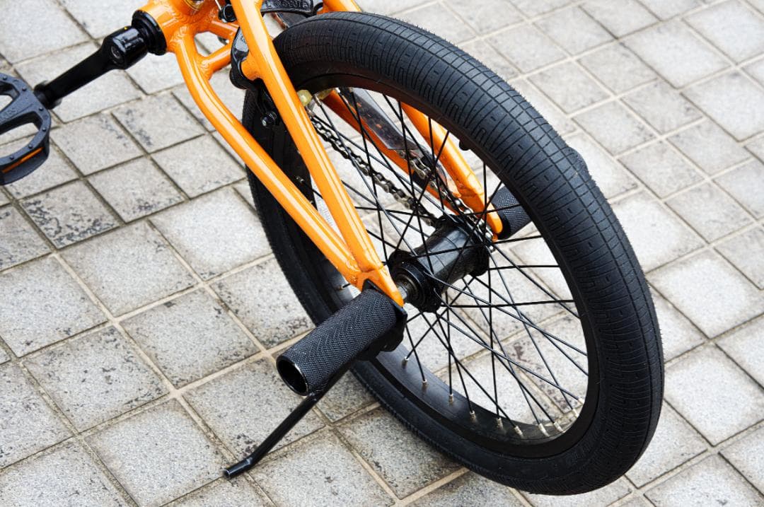 ARESBIKES ADIT 18インチ BMX