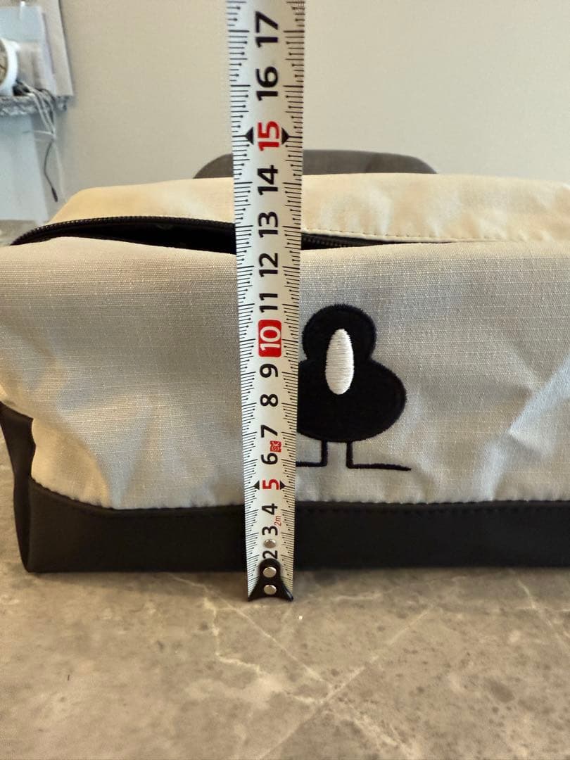 JONES ラウンドバッグ　ホアカレイカントリーダブルネーム