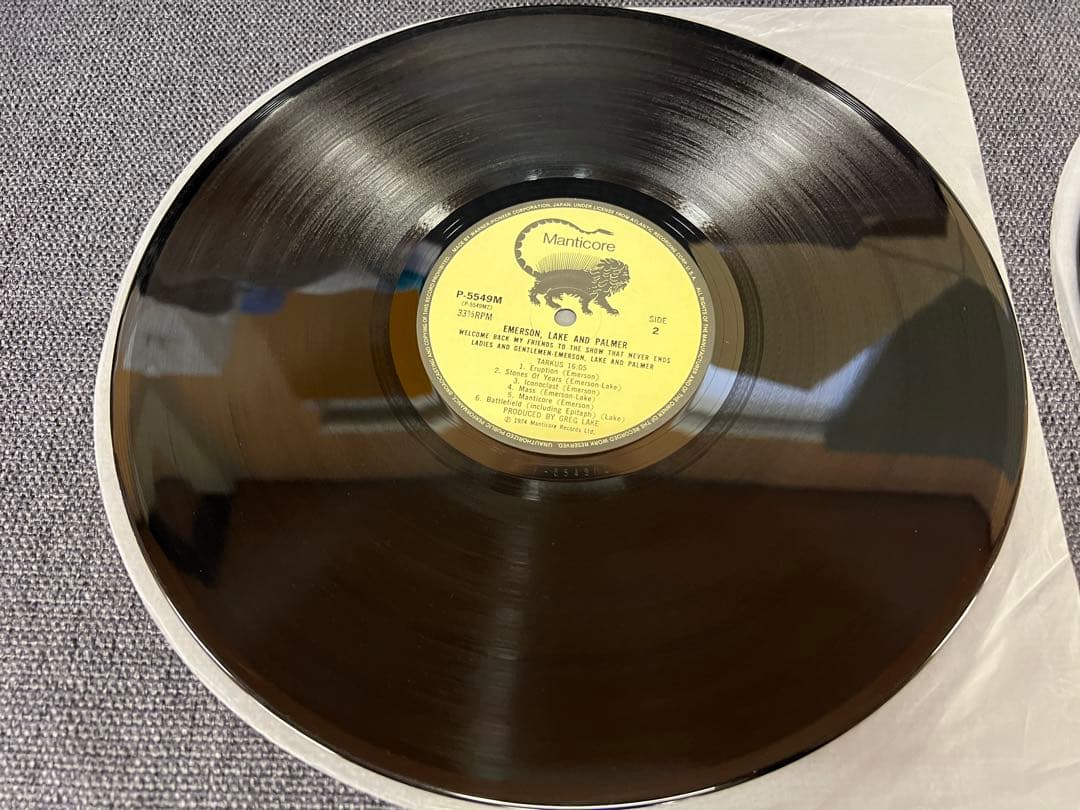 ELP 1974年 日本盤 3LP 洋楽レコード　ライブP-5549-51M