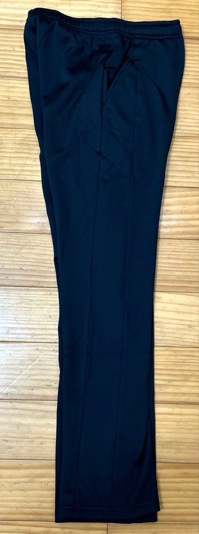 ウィメンズニットウォームアップパンツ　ヨネックス　Mサイズ