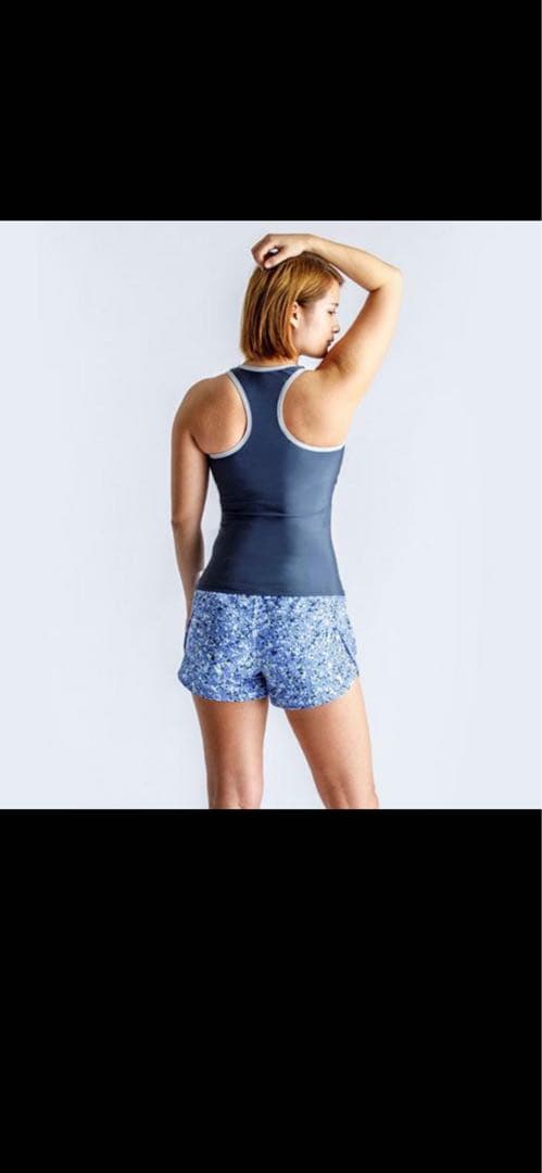 ナイキ　セパレーツ 水着　レディース Mサイズ　　未使用