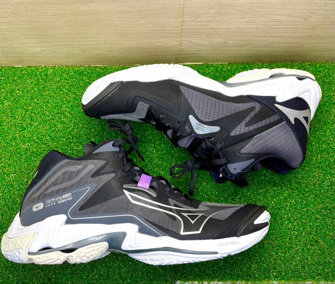 ミズノ ウエーブライトニング Z8 ミッド V1GA2405 28cm バレー