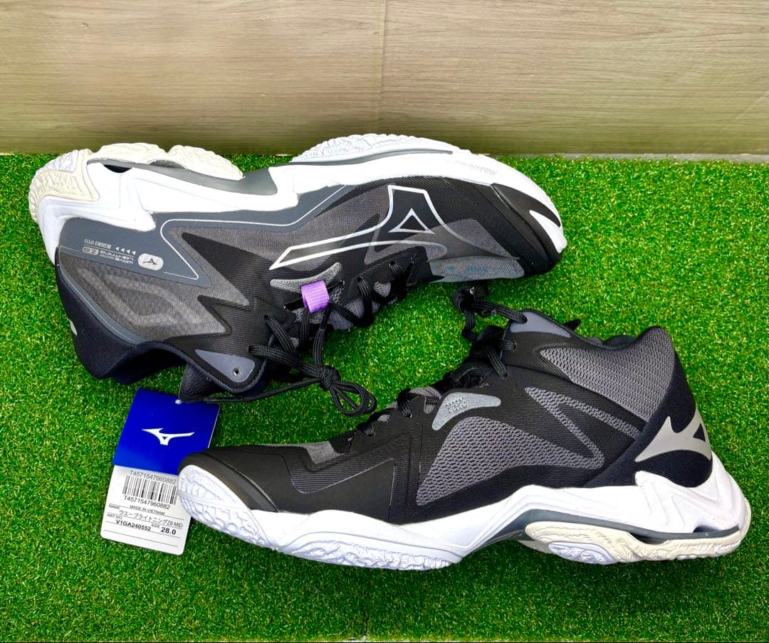 ミズノ ウエーブライトニング Z8 ミッド V1GA2405 28cm バレー