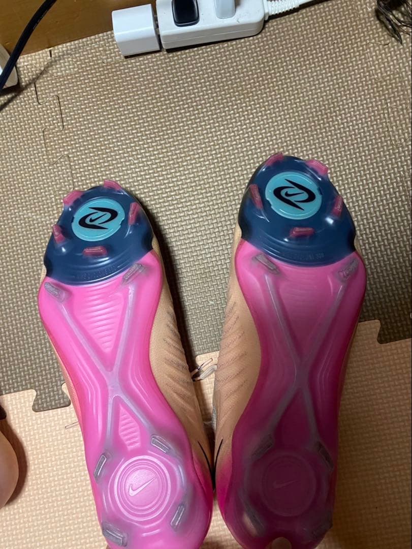 NIKE ファントムGX 2エリート FG サッカースパイク