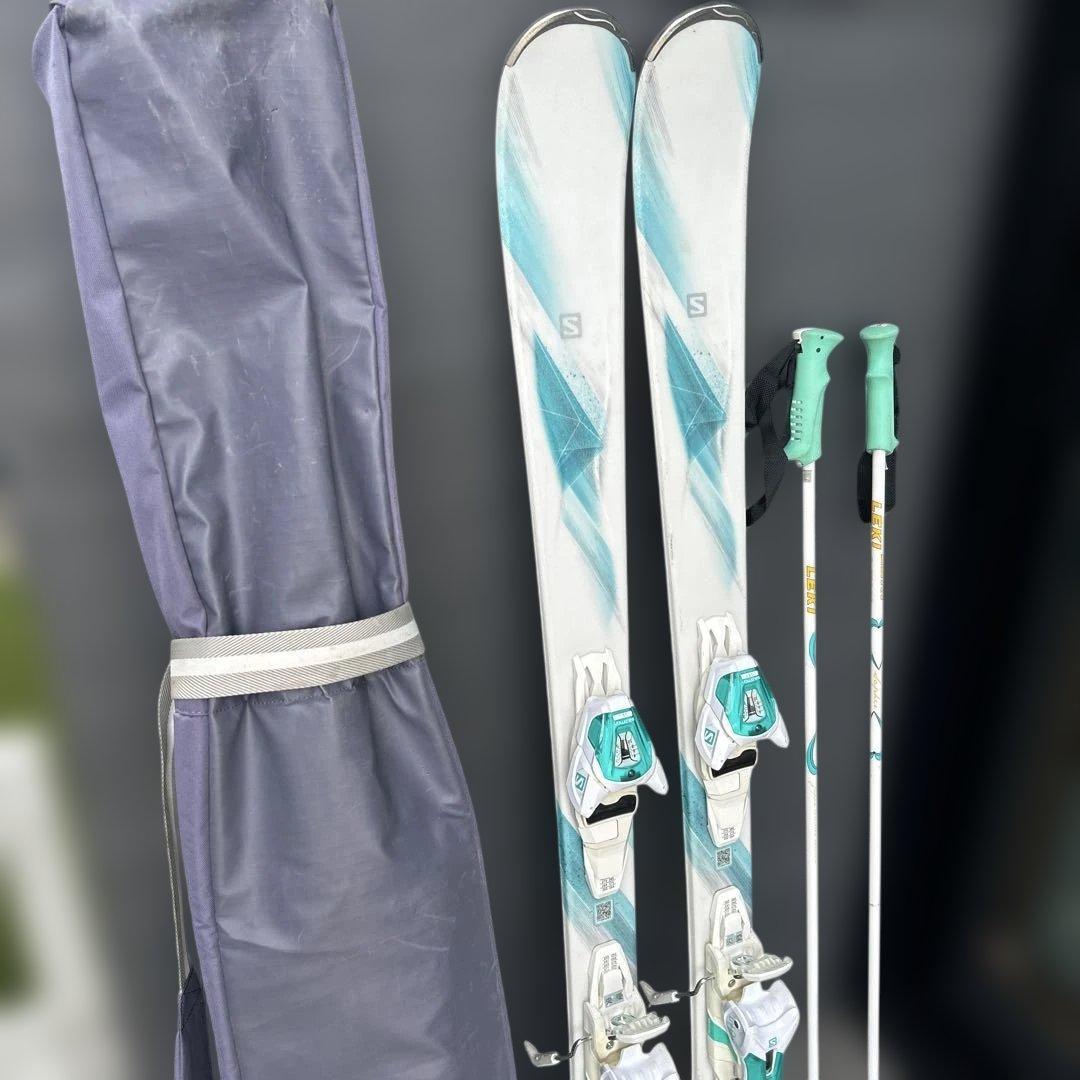 サロモン　キアナ　137cm スキー板　スキーブーツ　ストック　23.5cm