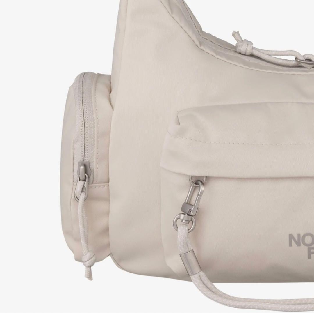 ❣️人気カラー再入荷❣️ノースフェイス ボニー ホーボーバッグ ミニ クリーム