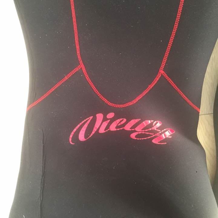 『値下げ』ウェットスーツ(女性用)