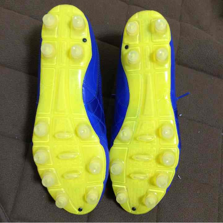 非売品プーマスパイク