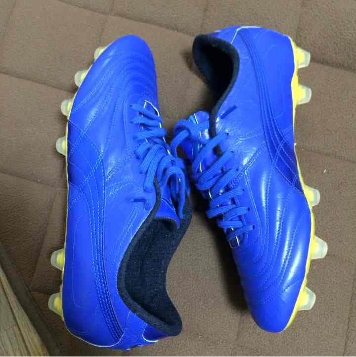 非売品プーマスパイク