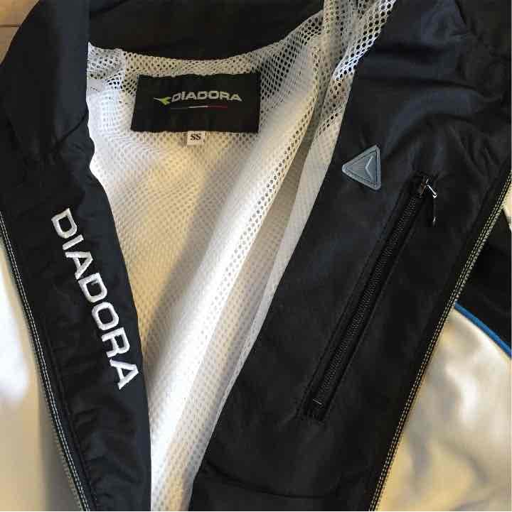 ディアドラ 上下