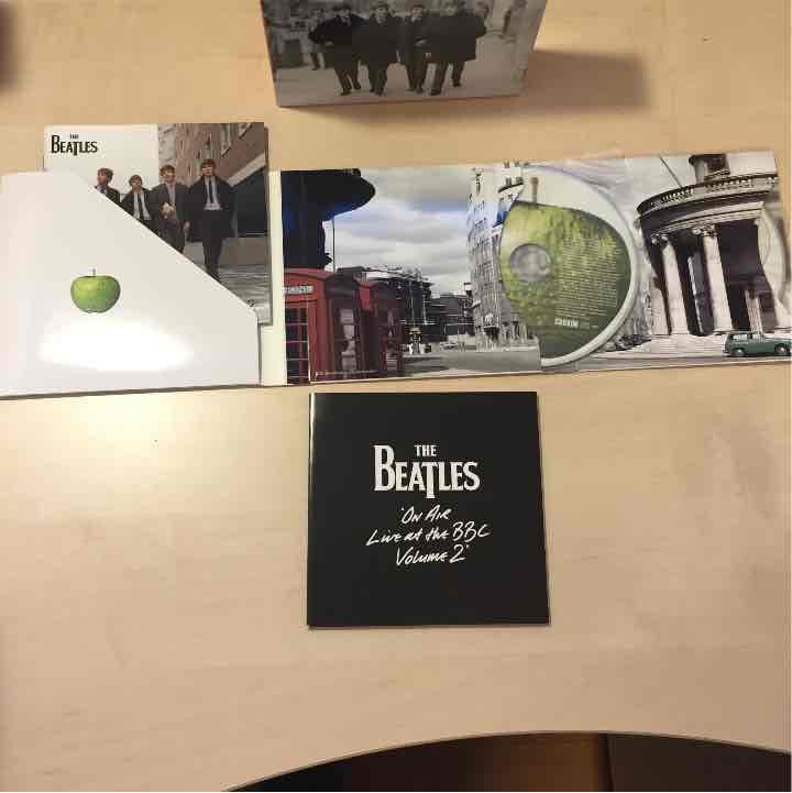 洋楽 THE BEATLES LIVE AT THE BBC THE COLLECTI