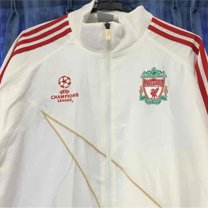 リバプールウエア上