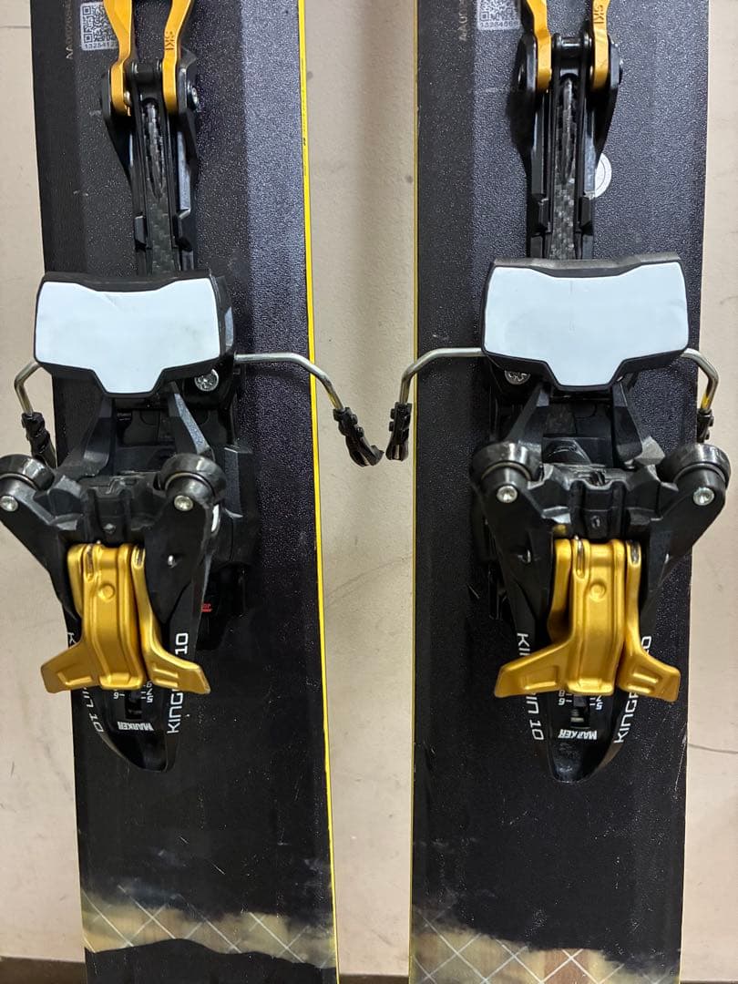 スキー ARMADA tracer118 marker kingpin10