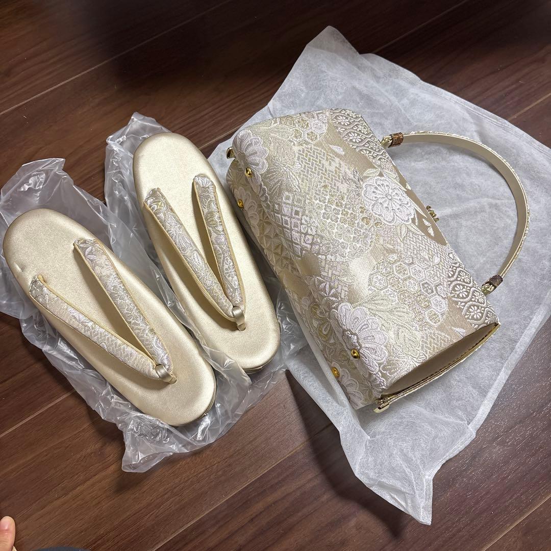 和装用バッグと草履セット（金色）