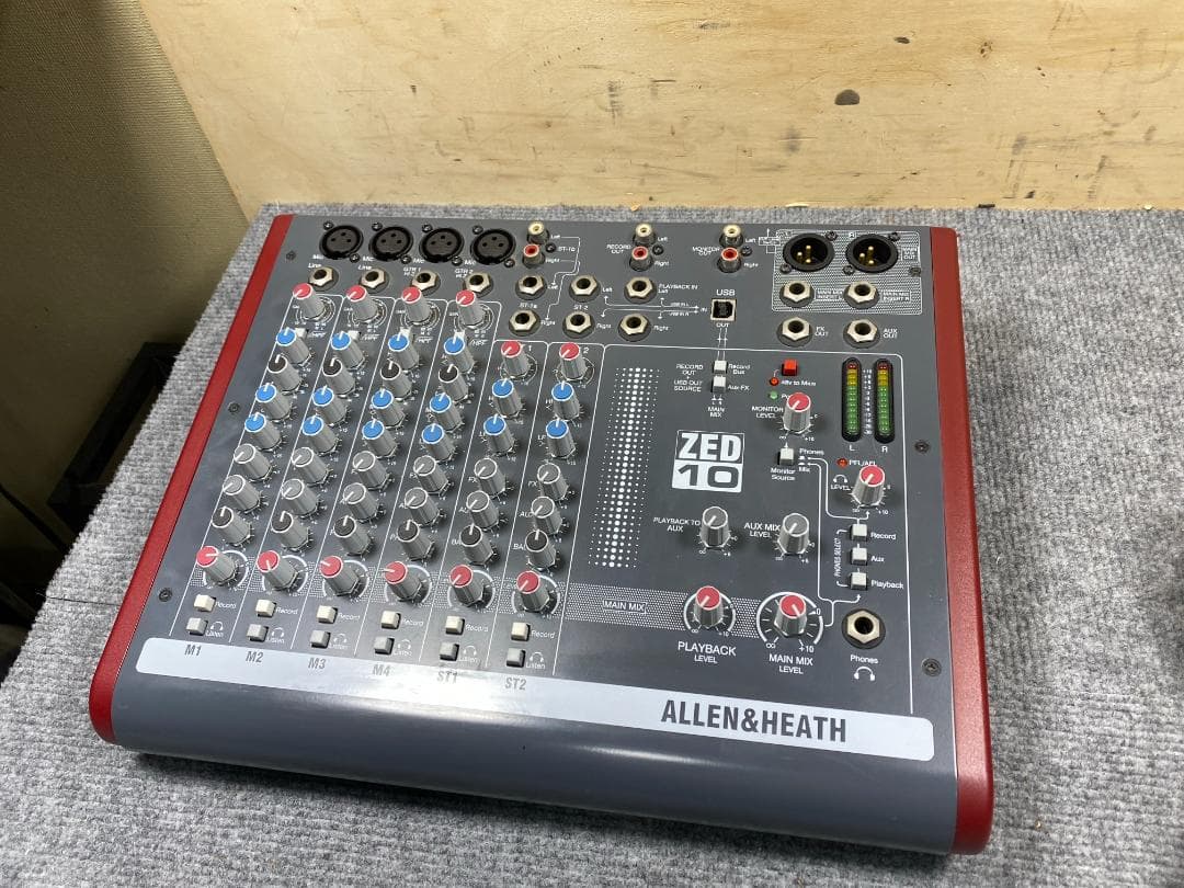 ALLEN & HEATH ZED10 ミキサー
