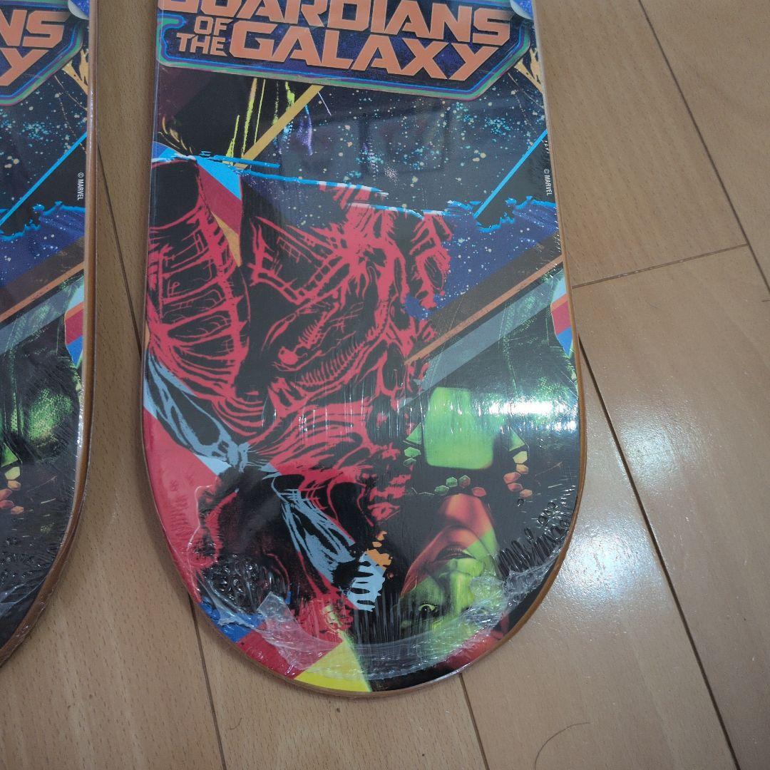 新品 GUARDIANS OF THE GALAXY スケートボードデッキ ２個