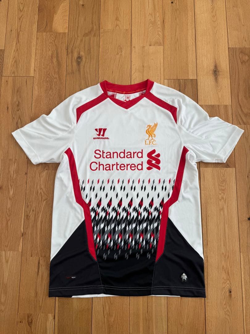13-14シーズン リバプール アウェイ ユニフォーム スアレス マーキング入り