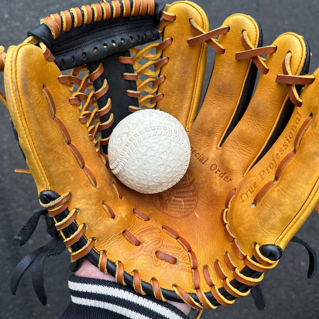 暇*ん様 久保田スラッガー　軟式グローブ オーダー　内野手用　黒/タン