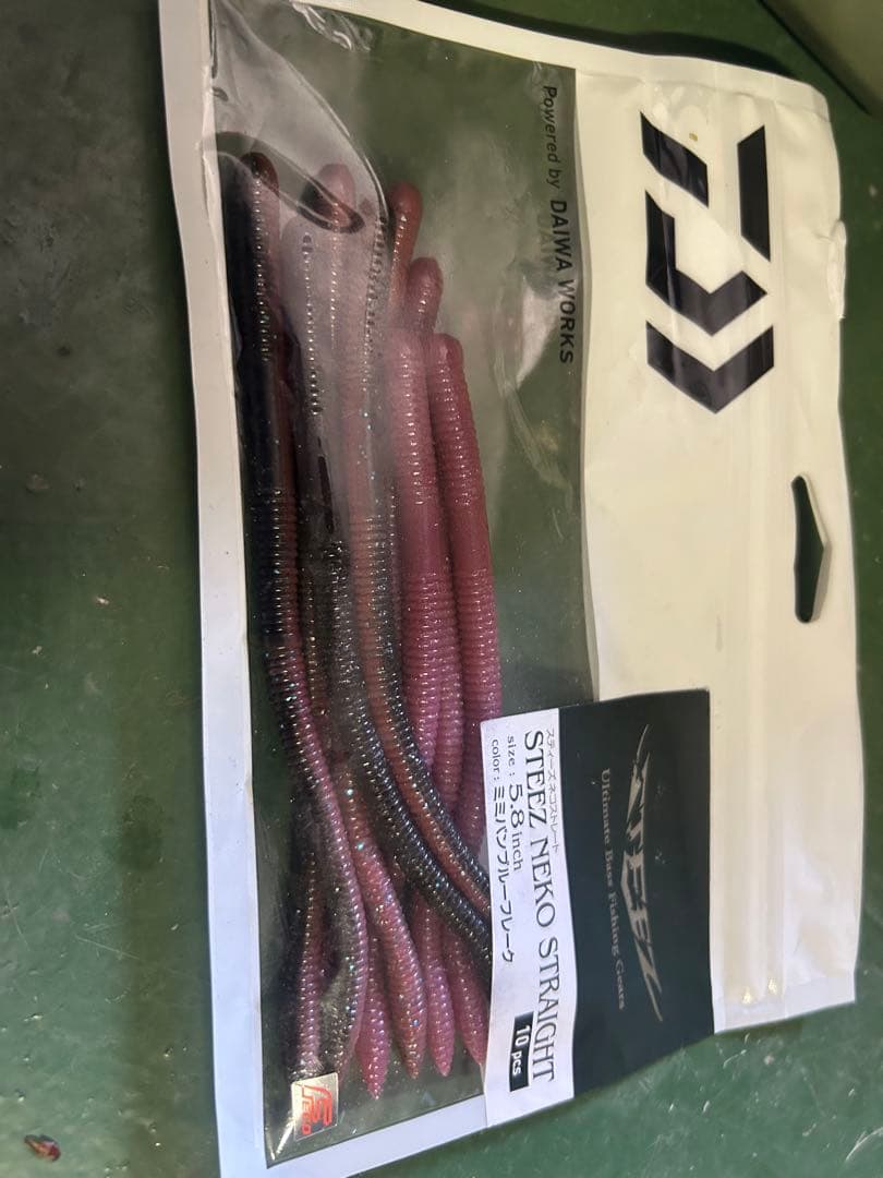 クランクベイト　スピナーベイト　バズベイト　ワーム　バス釣りセット　バス釣り引退