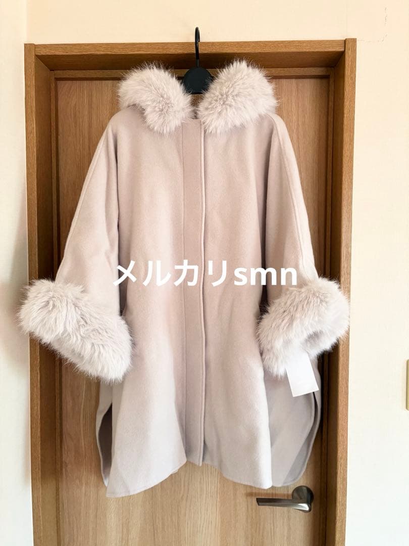 新品　celford ファーポンチョコート　ライトグレー