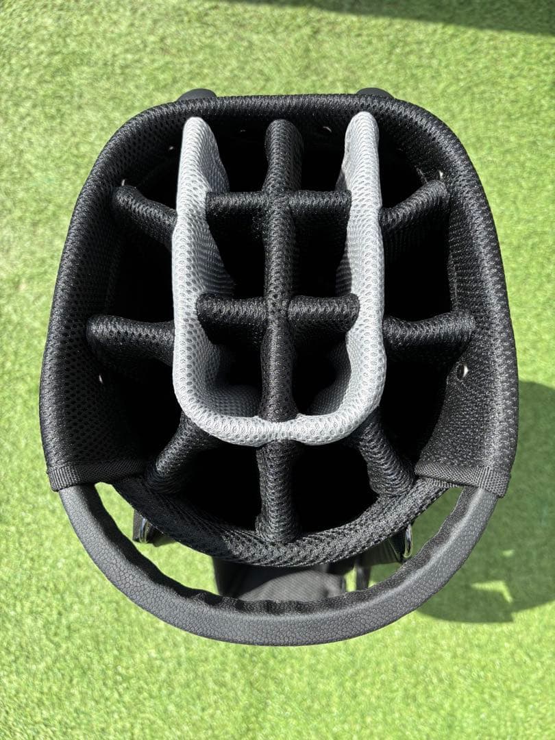 LOVACE スタンドキャディバッグ　ゴルフバッグ　新品　ブラック　軽量　防水