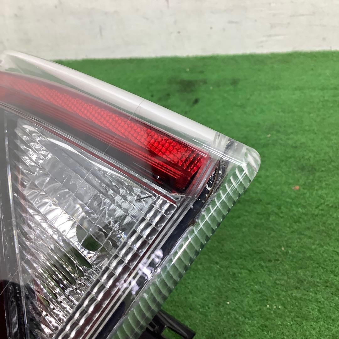 50プリウス ZVW50 前期 左テールランプ テールライト 純正 ZVW51