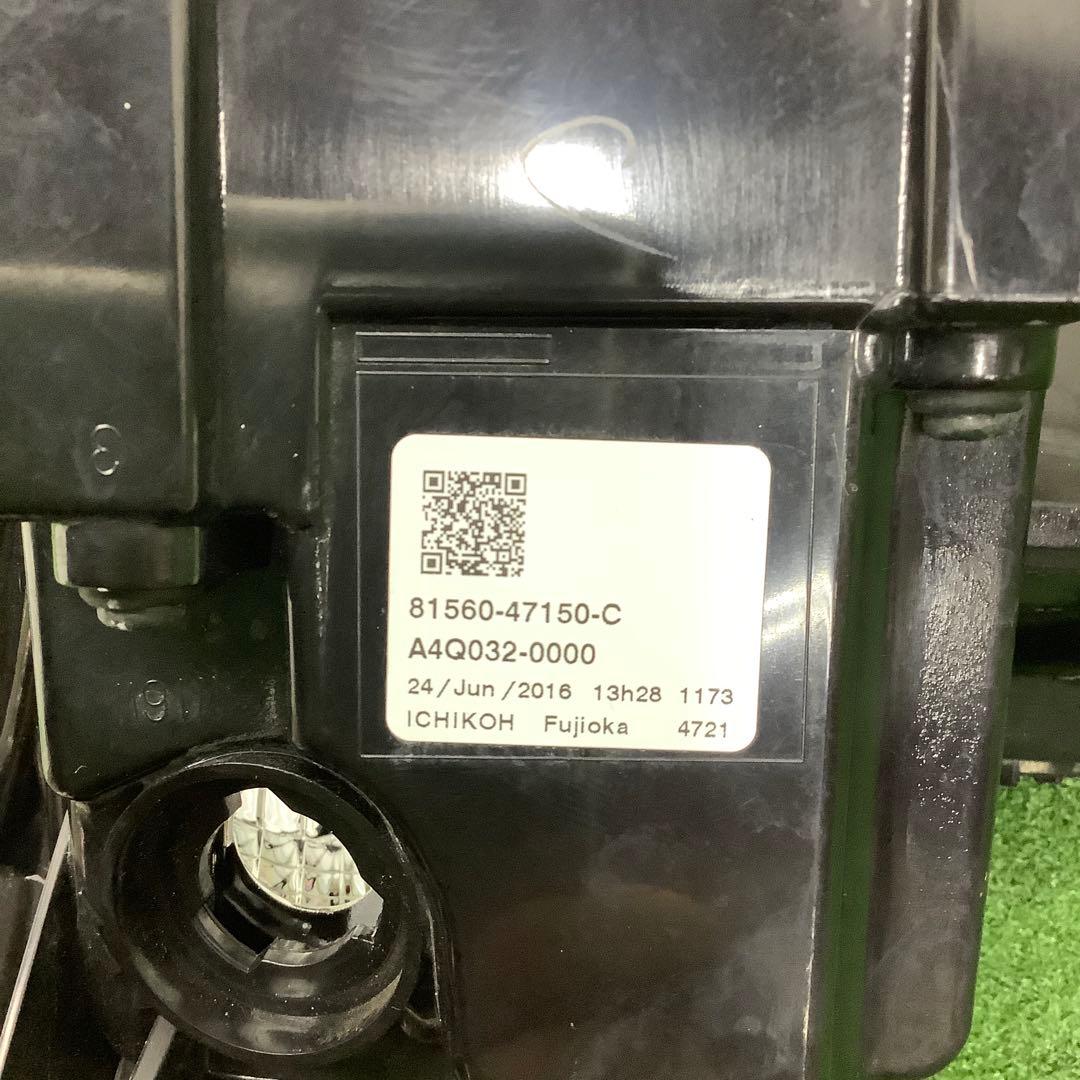 50プリウス ZVW50 前期 左テールランプ テールライト 純正 ZVW51