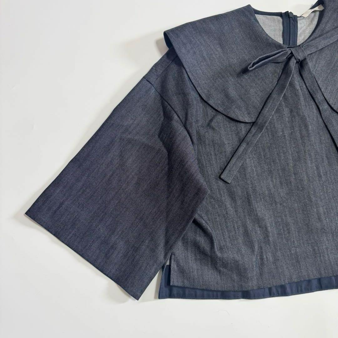 未使用に近い　yori デニム風ビッグカラーショートブラウス　セーラーカラー