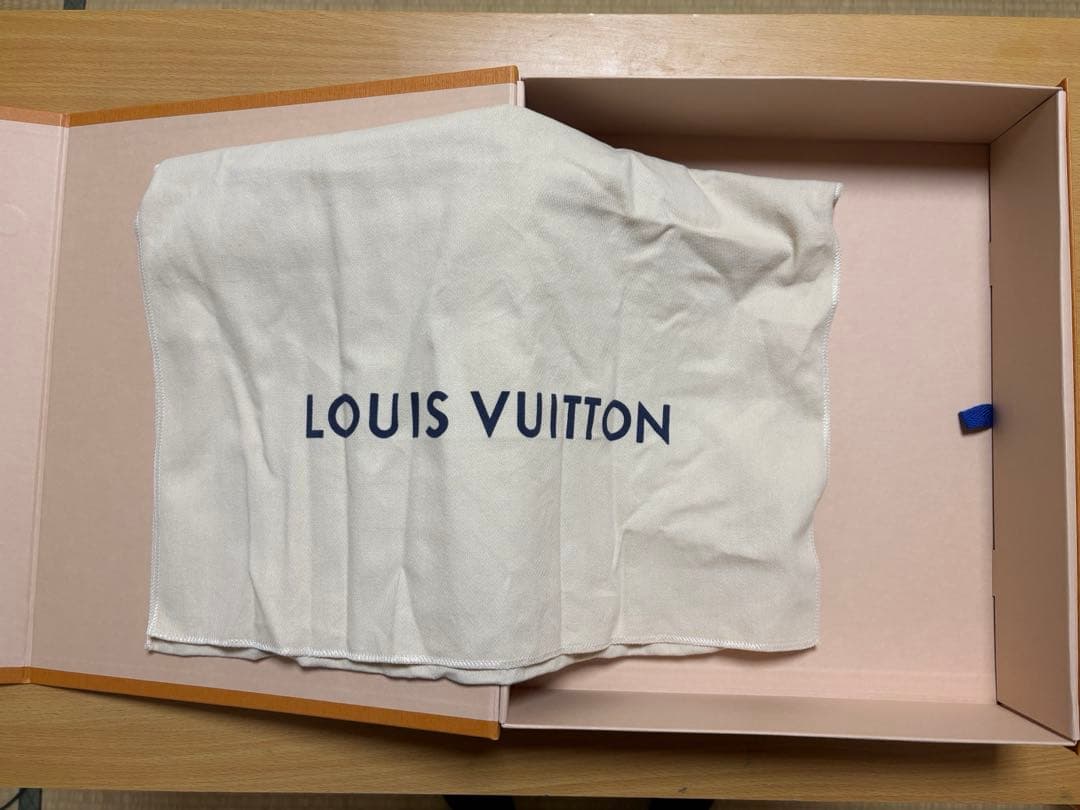 空箱 LOUIS VUITTON ヴィトン 空箱8個紙袋 早いもの勝ち