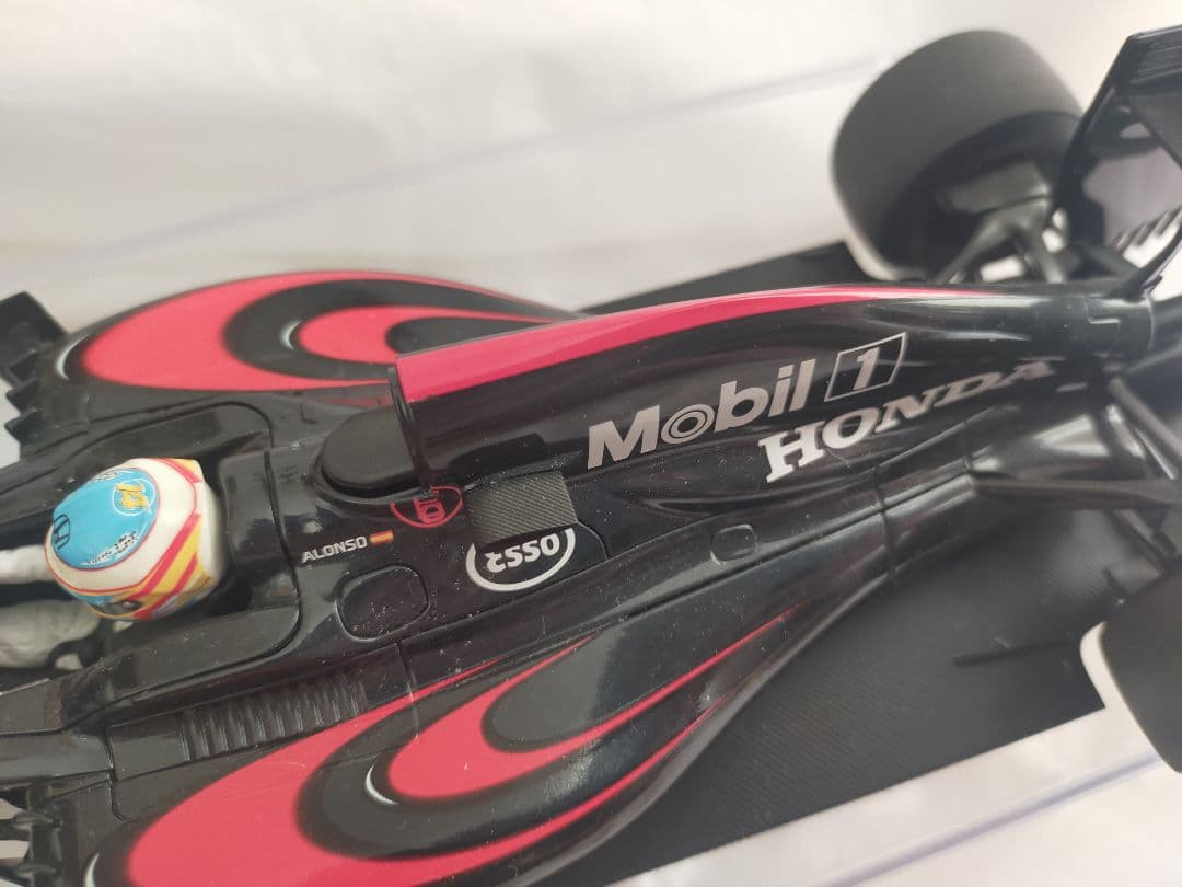 【中古ジャンク】1/18 マクラーレン ホンダ 2015 MP-4-30