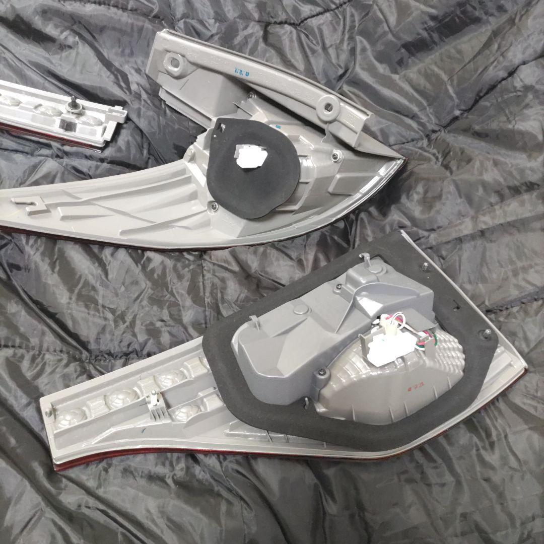 純正 ACR50W 50系 エスティマ 前期 LED テールライト