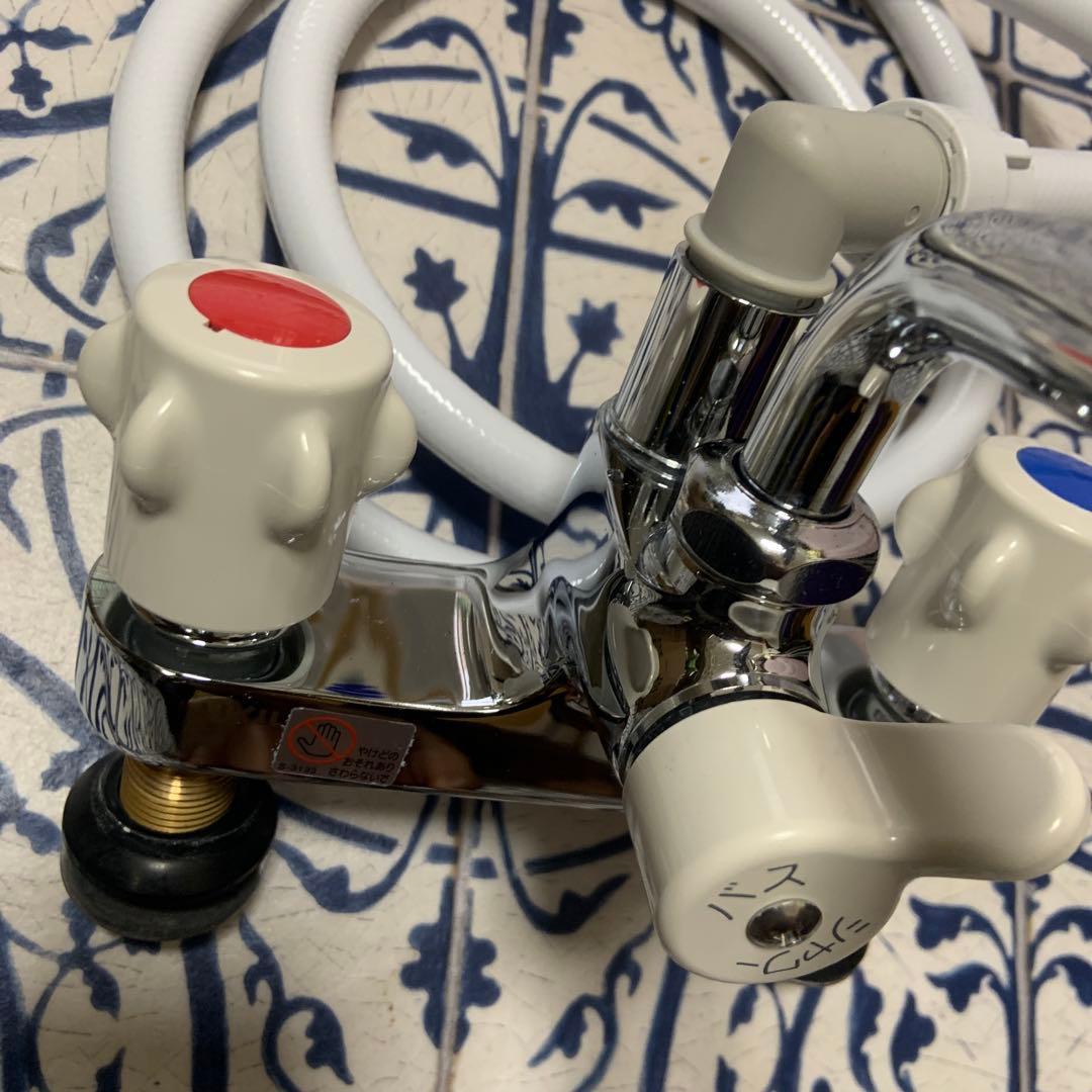 シャワー混合栓