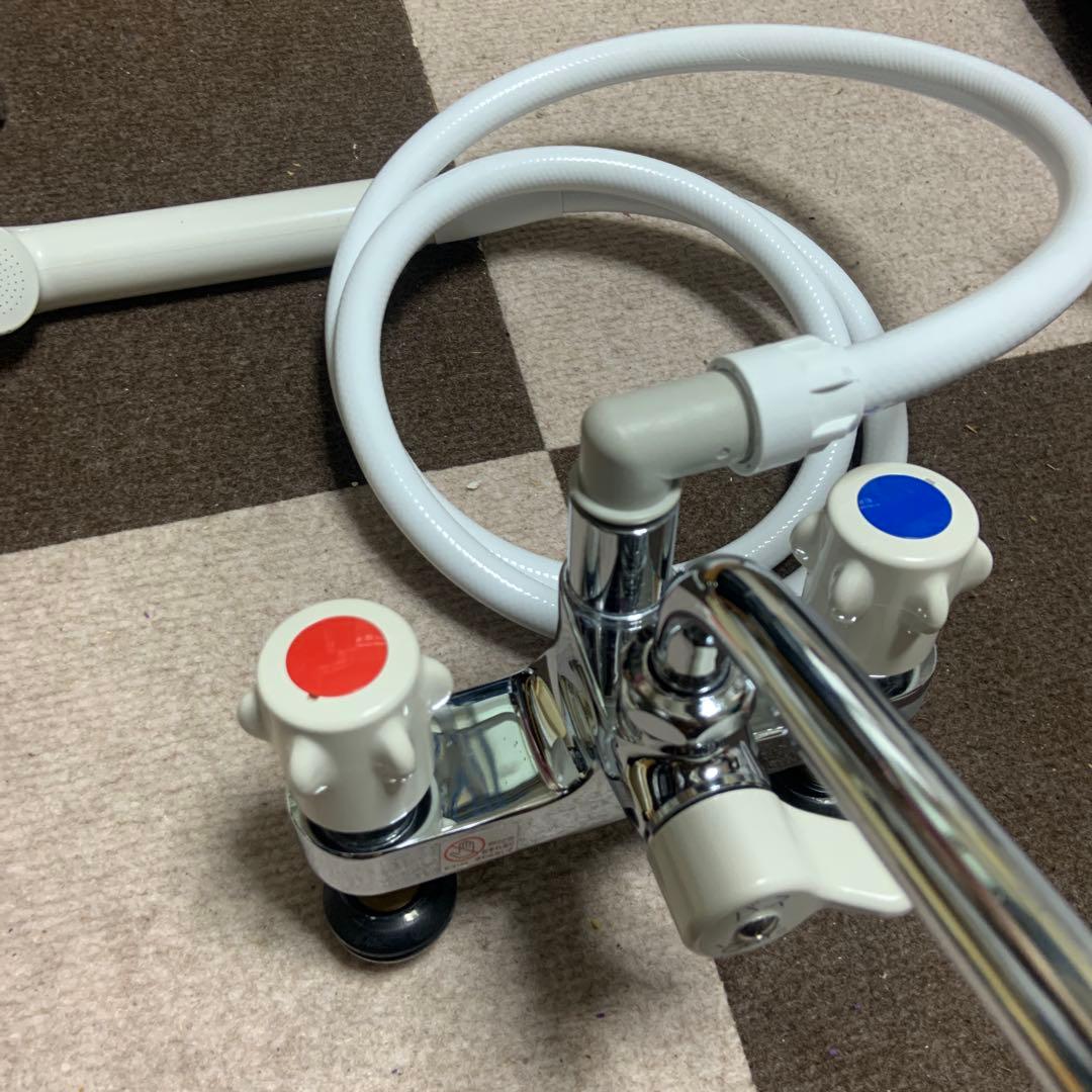 シャワー混合栓